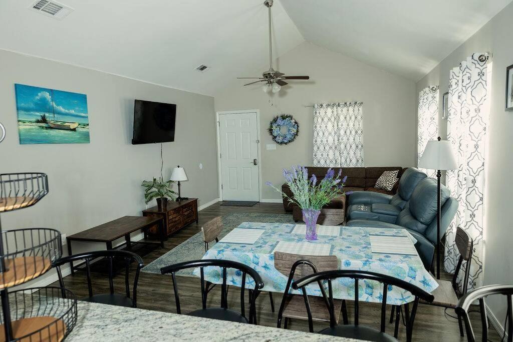 Happy Beach House In Biloxi Ngoại thất bức ảnh